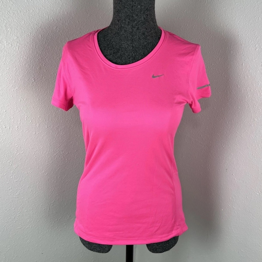 Nike Miler Womens Running Dri-Fit Hot Pink Short Sleeve Shirt Top Size Small